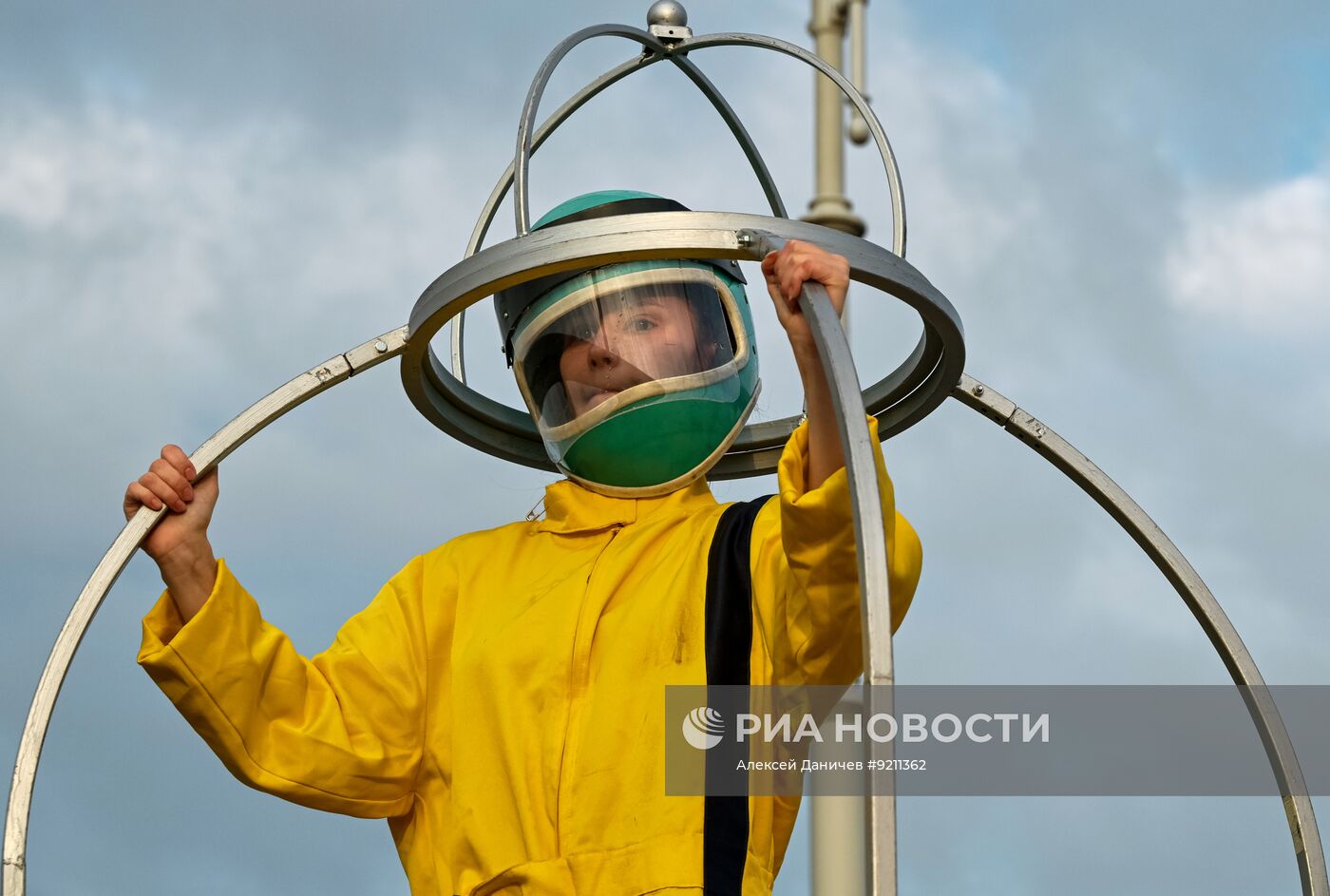 Фестиваль уличных театров в Санкт-Петербурге