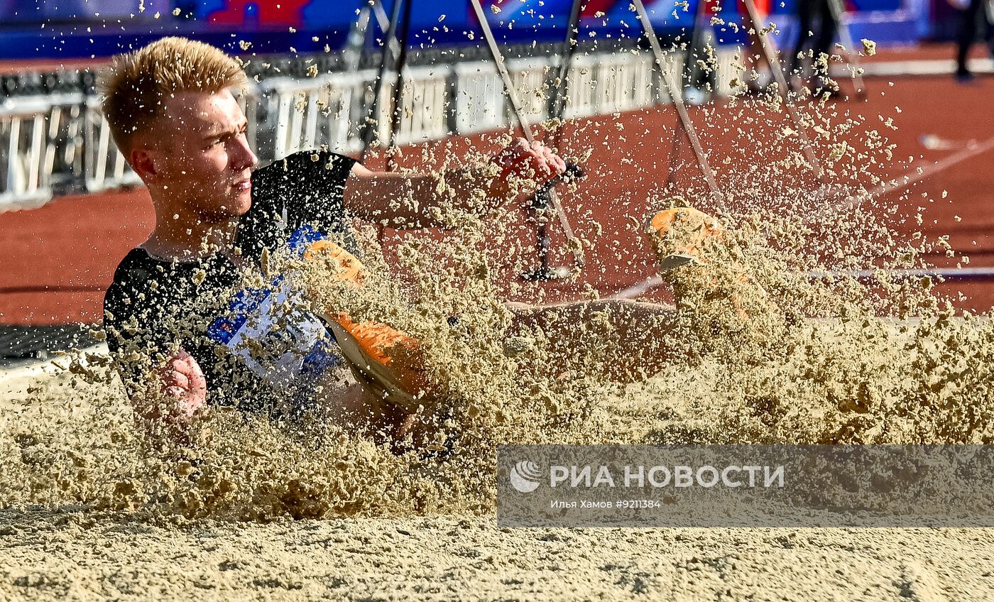 Чемпионат России по легкой атлетике. День второй