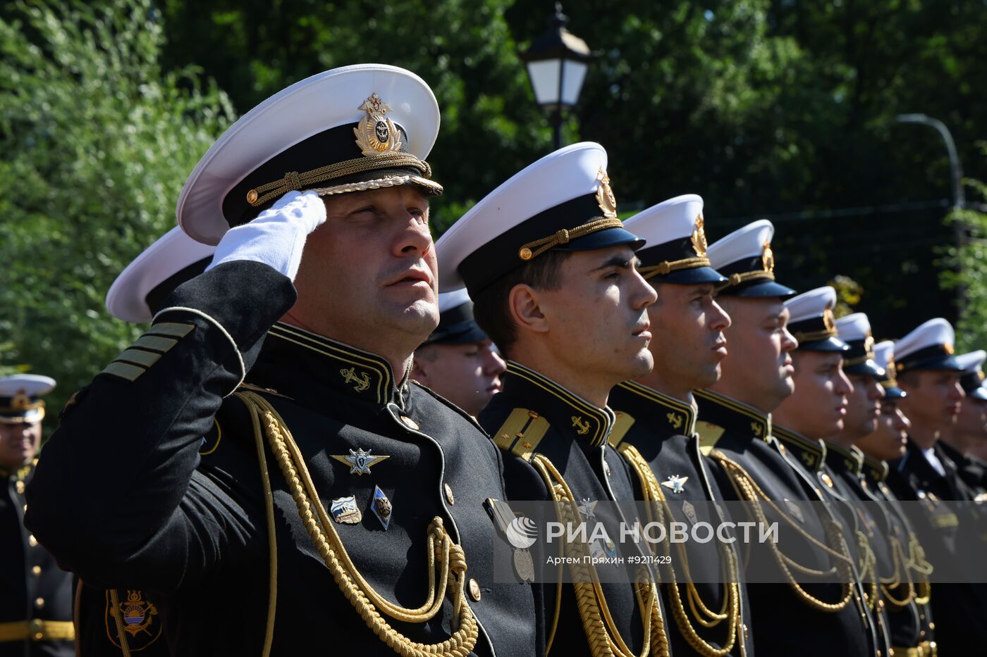 Церемония открытия памятника "Ангелы Мессины" в Кронштадте