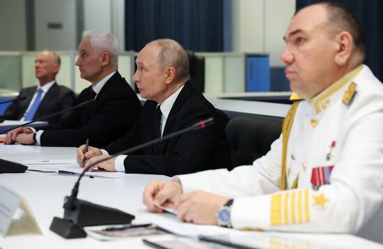 Рабочая поездка президента Владимира Путина в Санкт-Петербург 