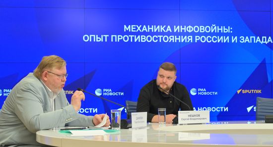 Механика инфовойны: опыт противостояния России и Запада