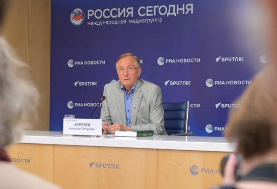 Творческая встреча с народным артистом России, актером, режиссером Николаем Бурляевым