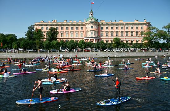 Фестиваль "Фонтанка SUP" в Санкт-Петербурге