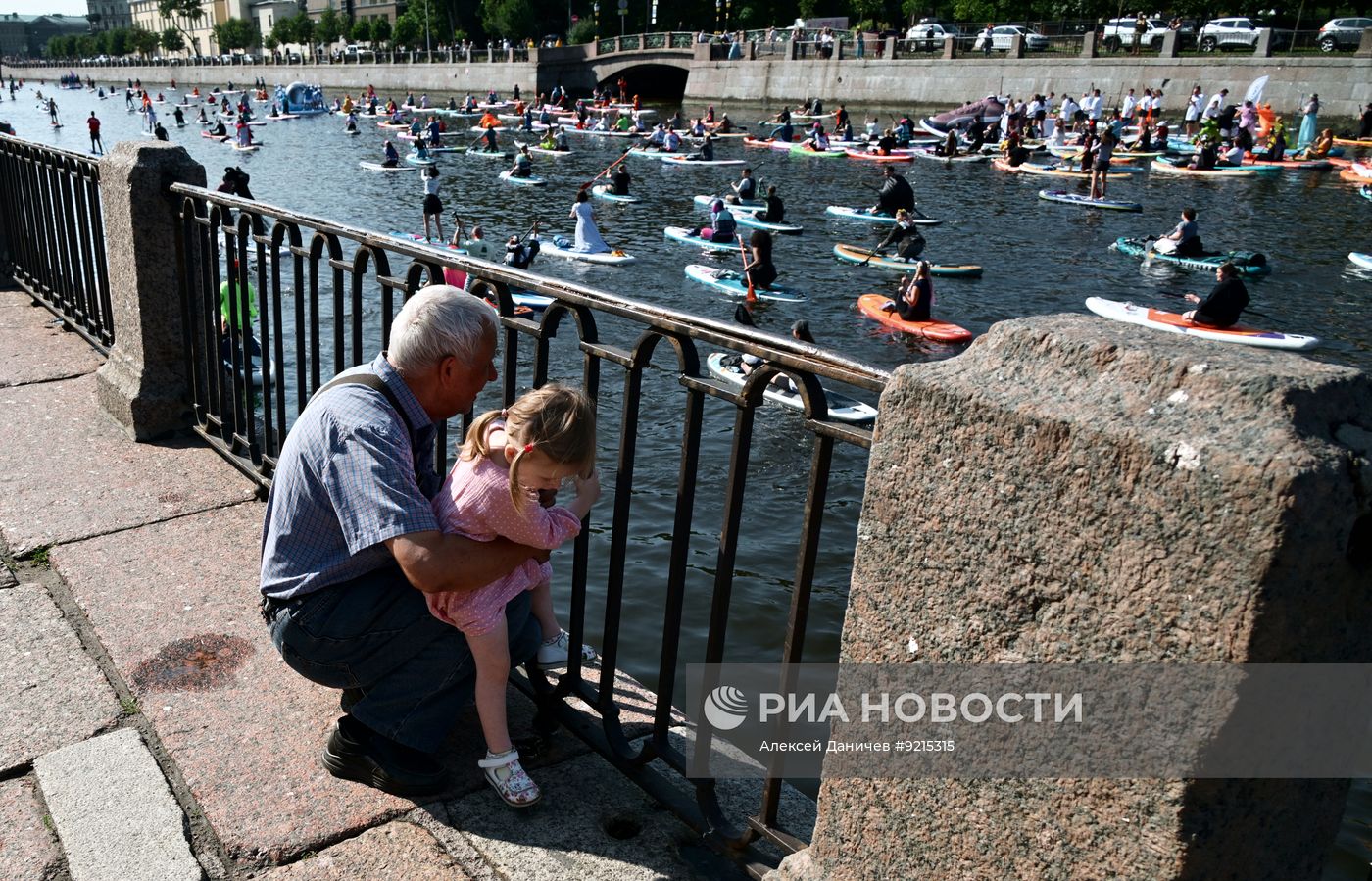 Фестиваль "Фонтанка SUP" в Санкт-Петербурге
