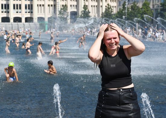Жаркая погода в Москве