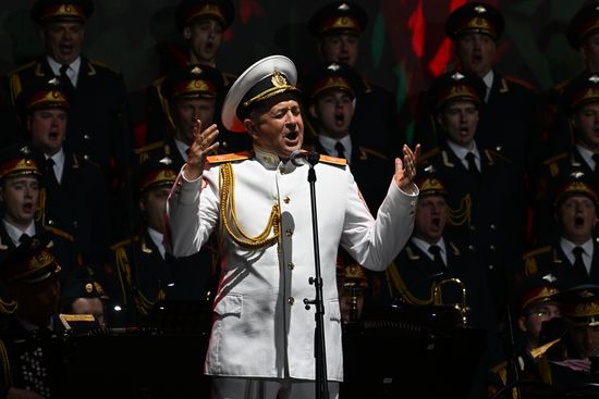 Первый всероссийский музыкальный фестиваль советской песни "Голоса наследников" в Москве
