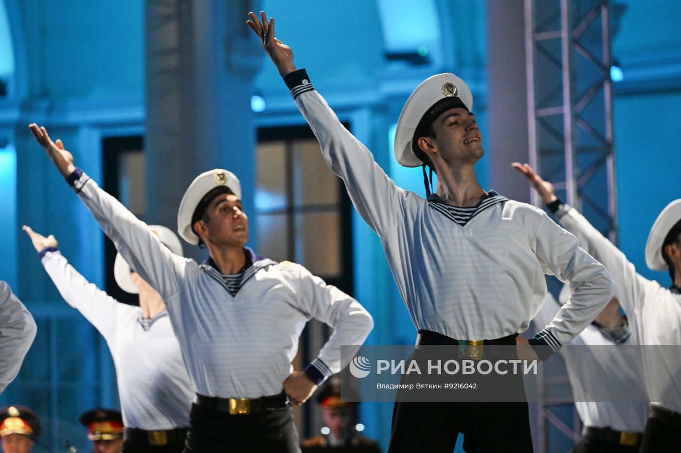 Первый всероссийский музыкальный фестиваль советской песни "Голоса наследников" в Москве