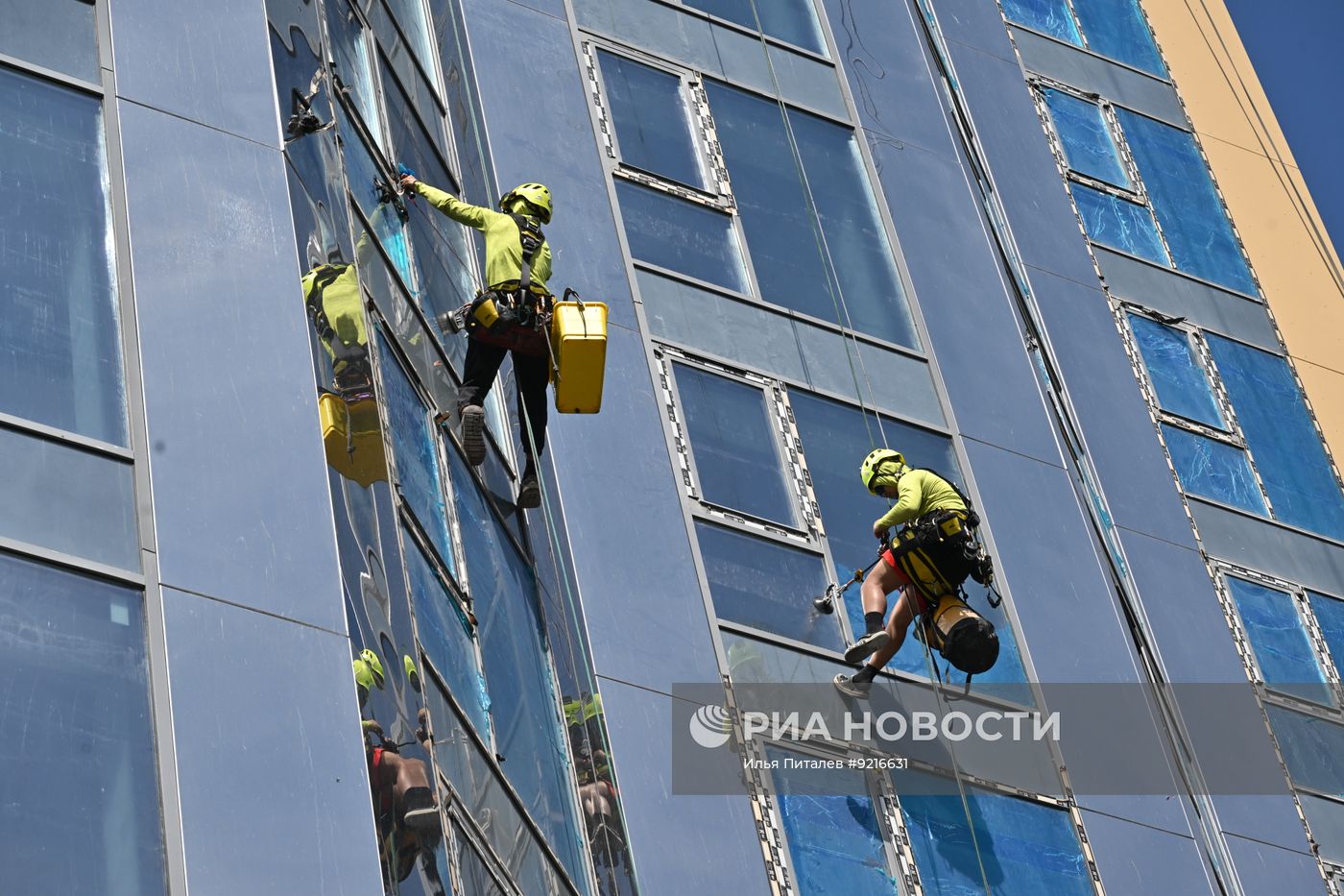 Строительство ЖК "Левел Мичуринский" в Москве