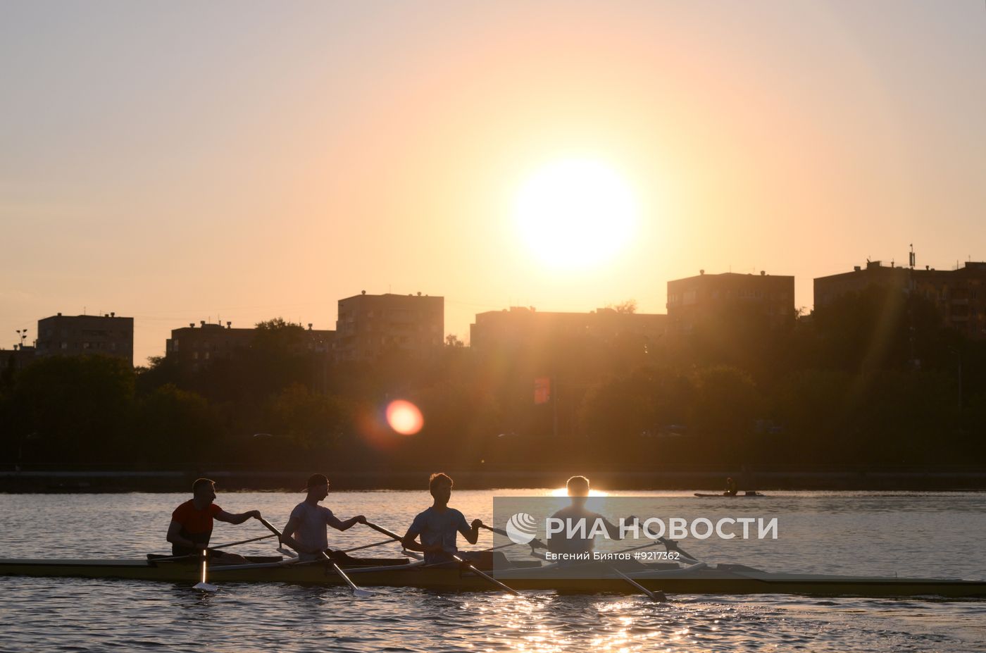 Занятия академической греблей в Москве