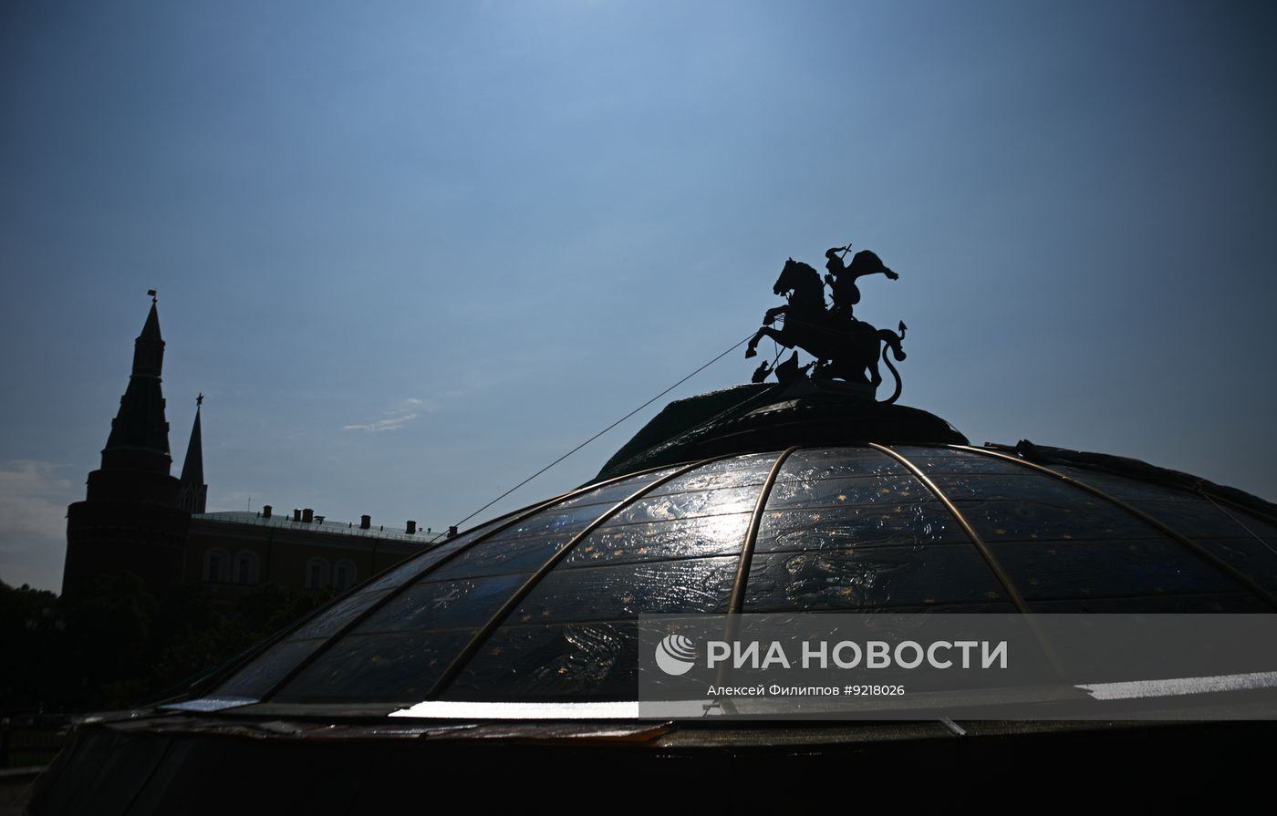 Ремонт фонтана на Манежной площади
