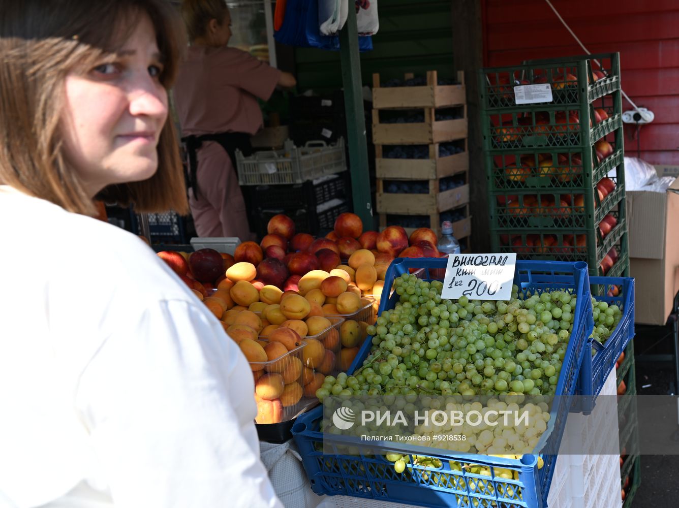 Продажа винограда в Москве