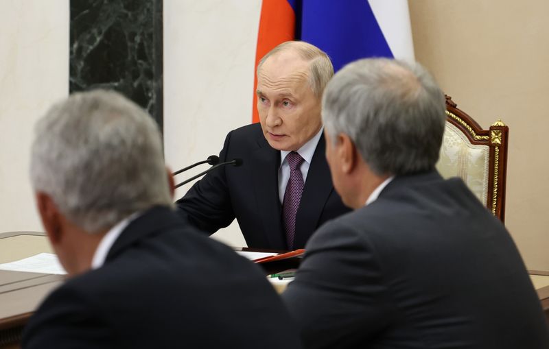 Президент Владимир Путин провел заседание Совбеза РФ
