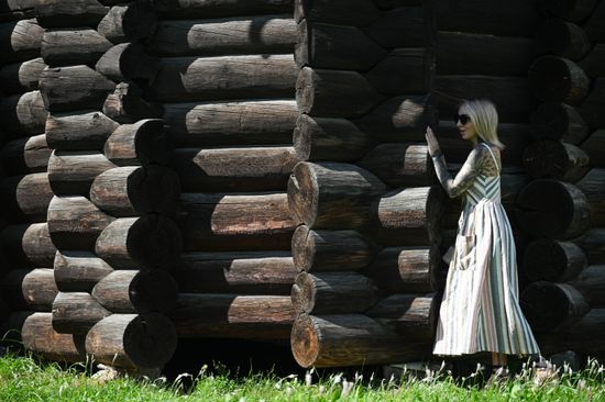 Праздник народной культуры "Никольская ярмарка" в Новосибирске