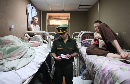 Рейд по выявлению незаконных трудовых мигрантов в Москве