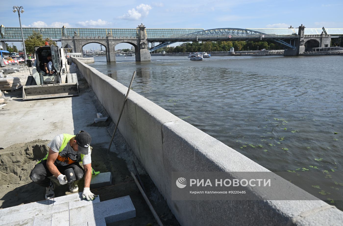 Благоустройство Фрунзенской набережной в Москве