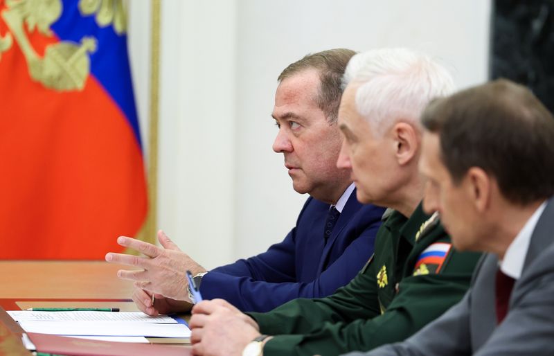 Президент Владимир Путин провел заседание Совбеза РФ