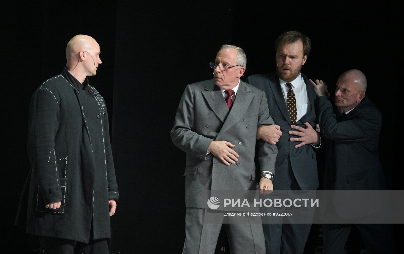 Спектакль "Ревизор" в театре Моссовета