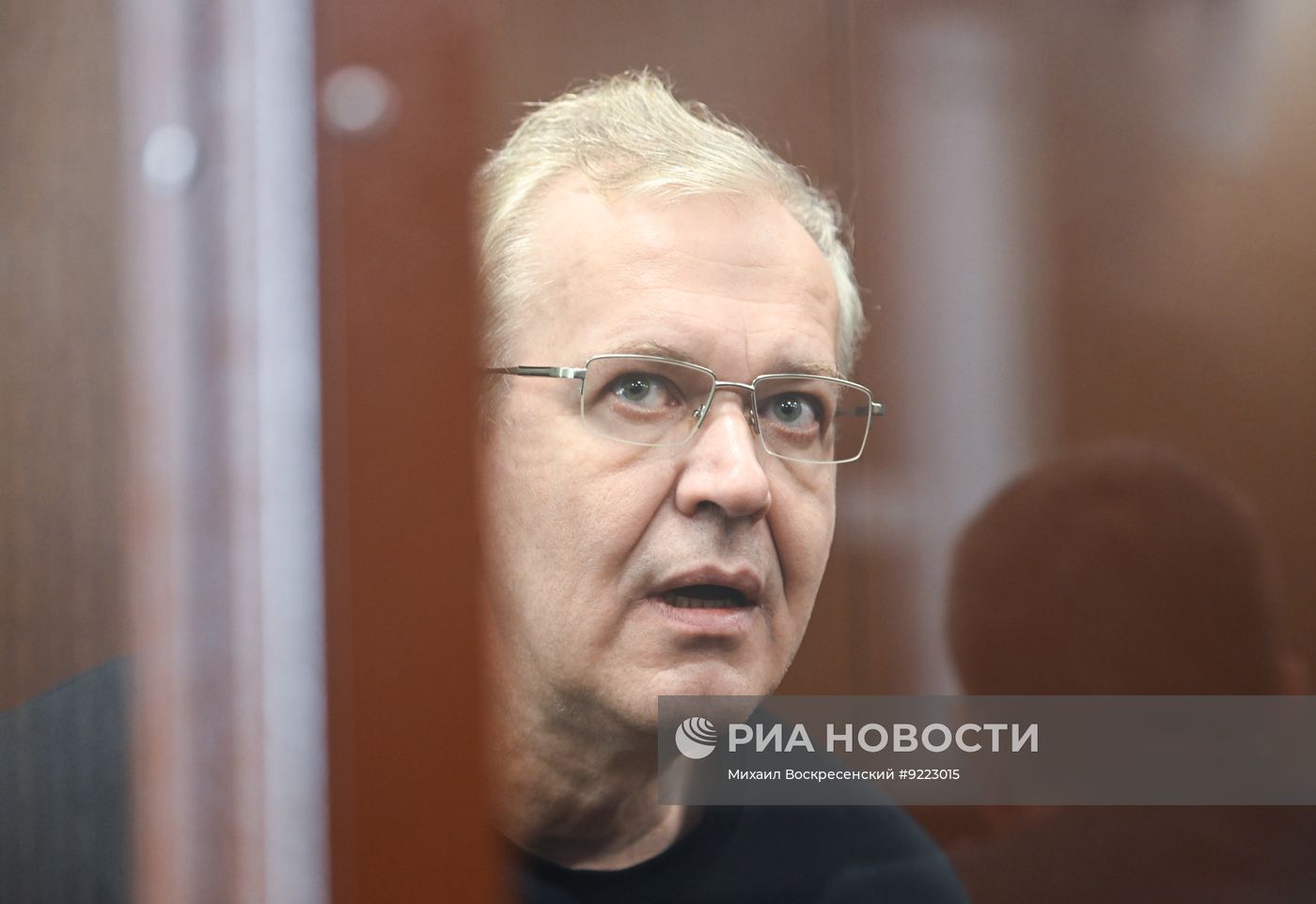 Оглашение приговора бывшему гендиректору холдинга "ТНС энерго" Дмитрию Аржанову