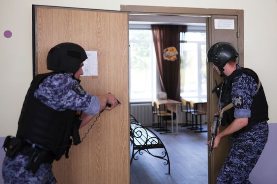 Всероссийские антитеррористические учения в школах и детских садах в России