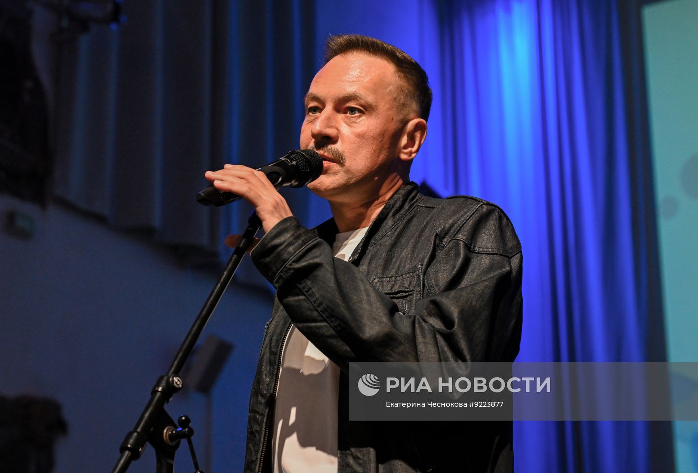 Открытие фестиваля короткометражного кино "Короче" в Калининграде