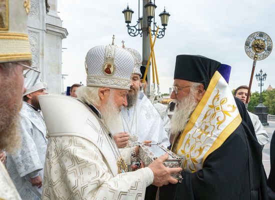 Встреча мощей святителя Спиридона Тримифунтского в храме Христа Спасителя