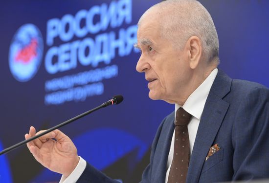 Пресс-конференция заместителя президента Российской академии образования Геннадия Онищенко