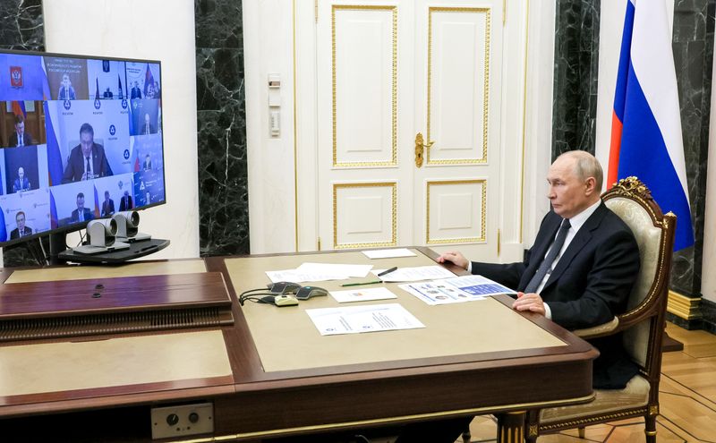 Президент Владимир Путин провел совещание по вопросам развития атомной энергетики