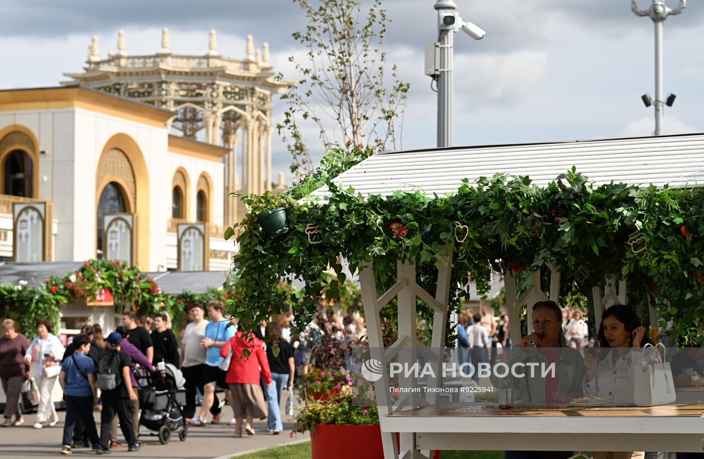 Гастрономический фестиваль "Вкусы России" в Москве
