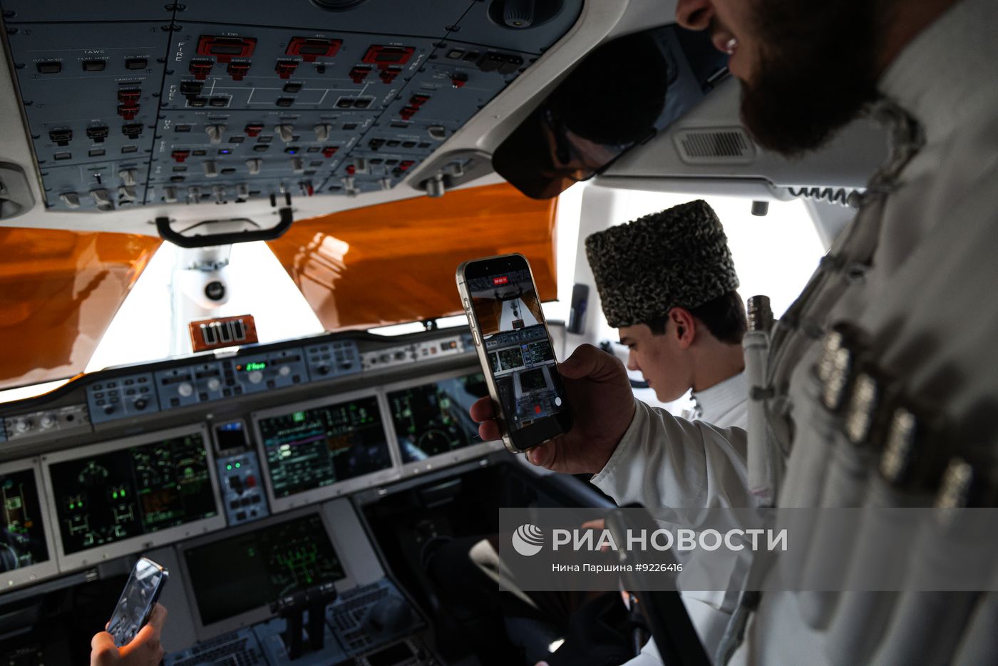 Российский лайнер МС-21 совершил взлёт с новой взлётной полосы в Грозном