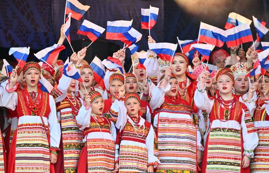 Фестиваль славянского искусства "Русское поле" в Москве