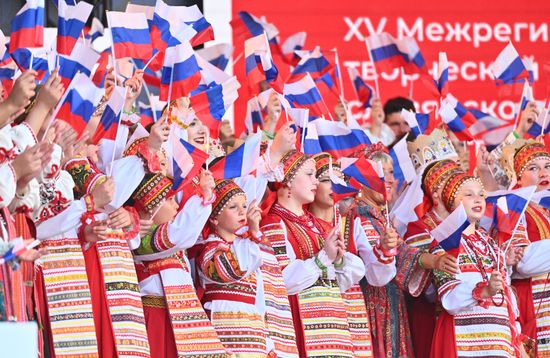 Фестиваль славянского искусства "Русское поле" в Москве