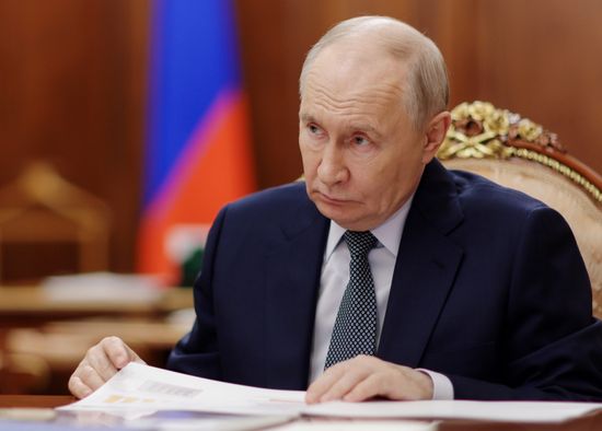 Президент Владимир Путин провел встречу с руководителем ФМБА Вероникой Скворцовой
