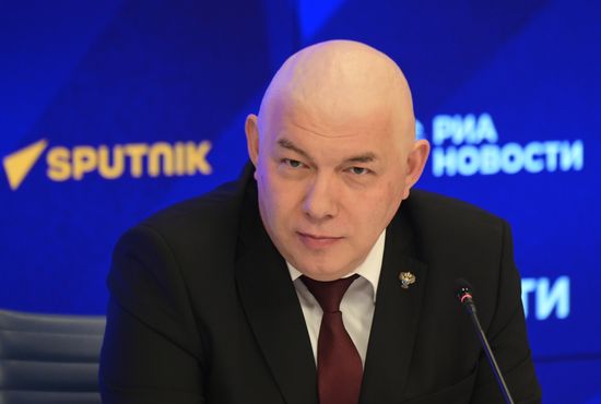 Брифинг руководителя Федерального агентства по недропользованию Олега Казанова
