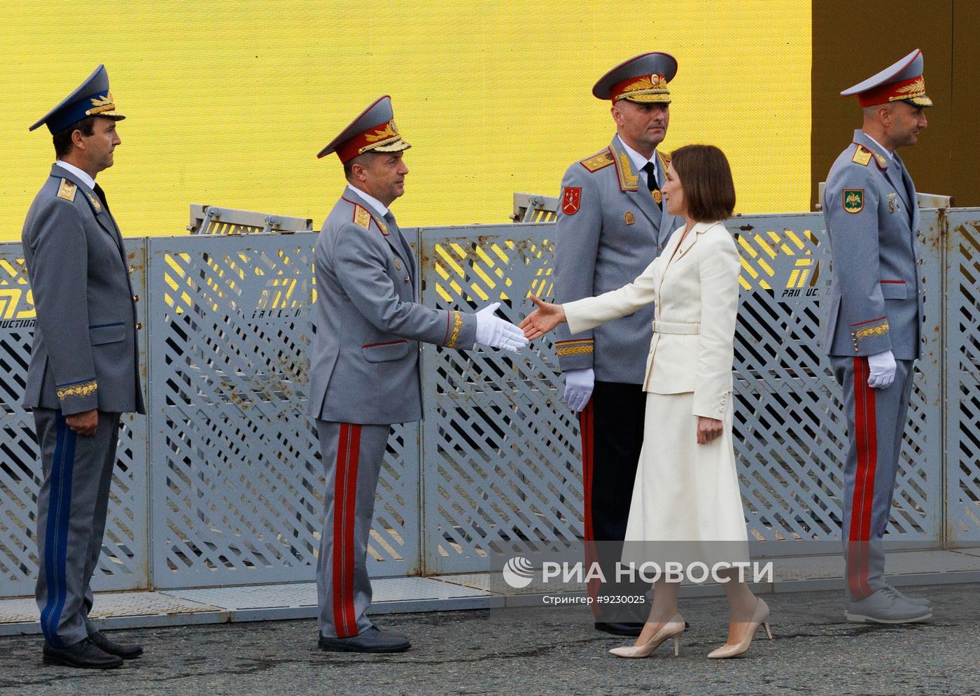 Военный парад в Кишиневе