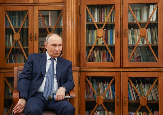 Президент РФ Владимир Путин посетил Московский педагогический госуниверситет