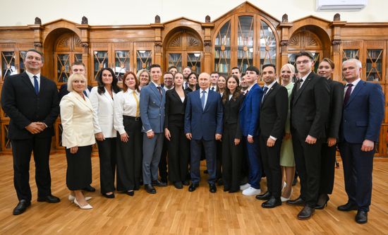 Президент РФ Владимир Путин посетил Московский педагогический госуниверситет