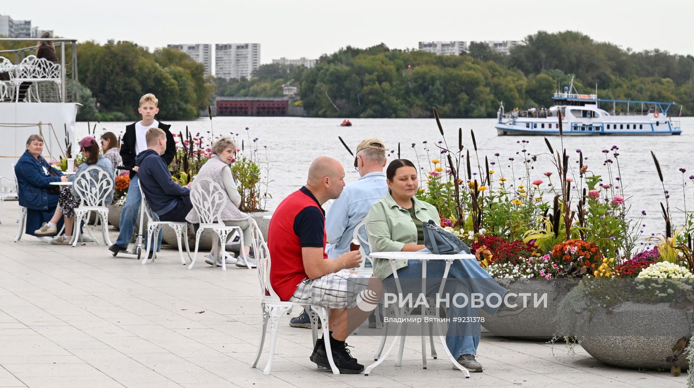 Отдых в парке "Коломенское" в Москве