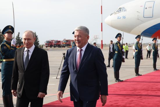 Визит президента Владимира Путина в Киргизию для участия в саммите ШОС