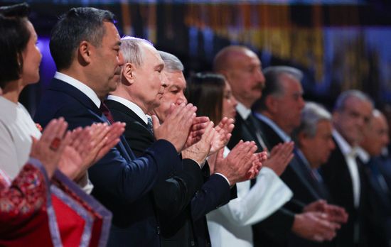 Визит президента Владимира Путина в Киргизию для участия в саммите ШОС