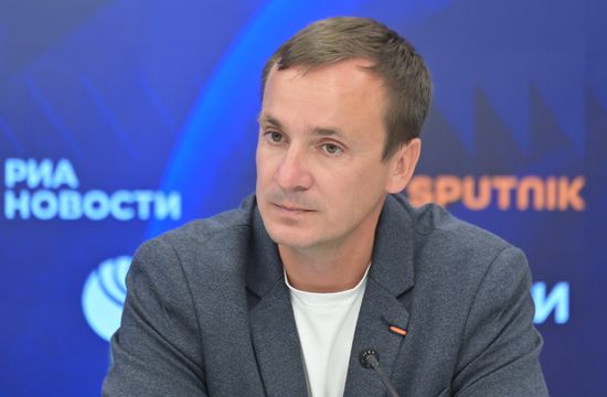 Старт V юбилейных Международных соревнований по гребле на байдарках и каноэ "Кубок Доброй Воли"