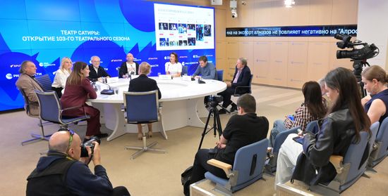П/к на тему: "Театр сатиры: открытие 103-го театрального сезона"