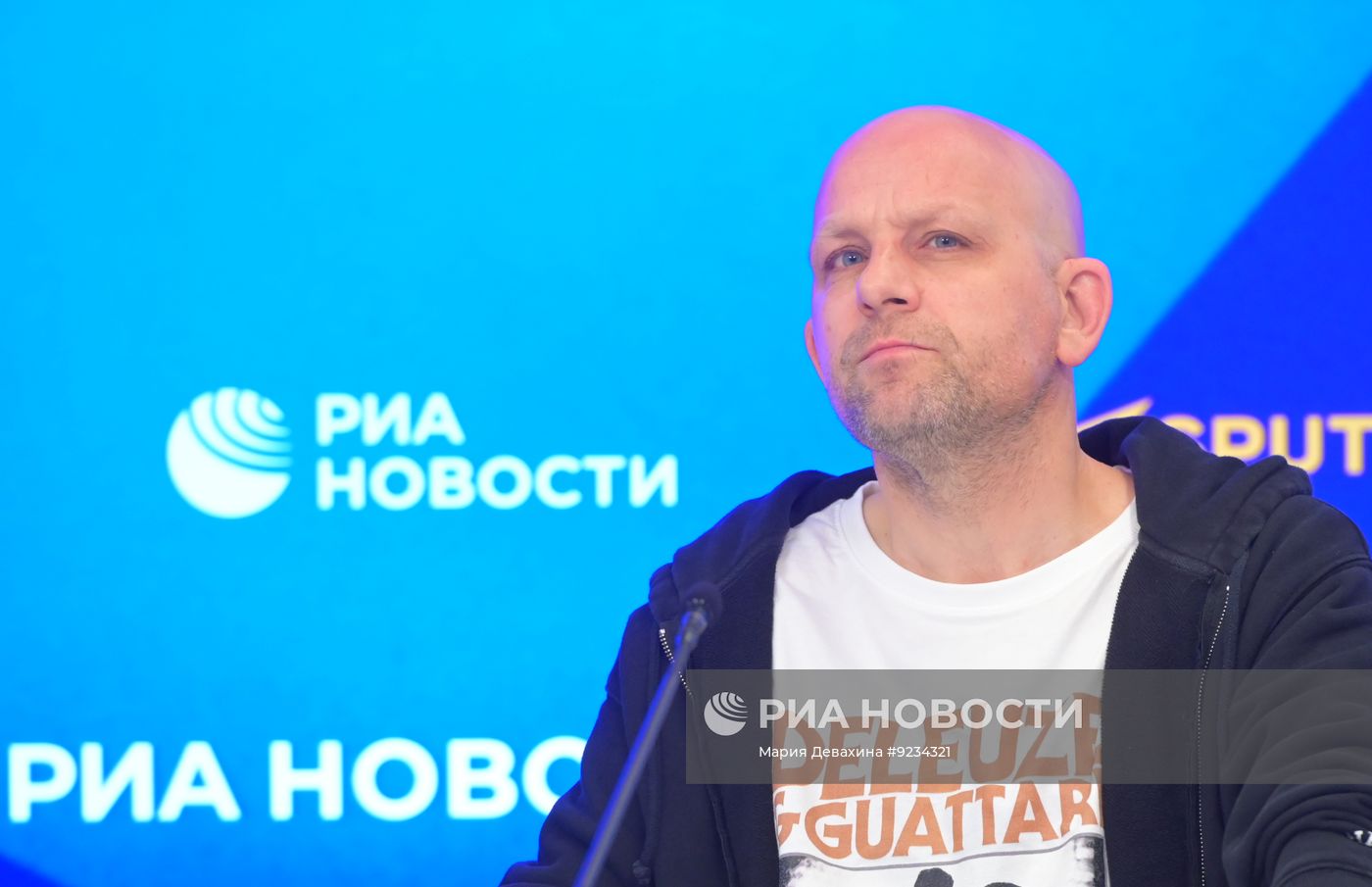 П/к на тему: "Театр сатиры: открытие 103-го театрального сезона"