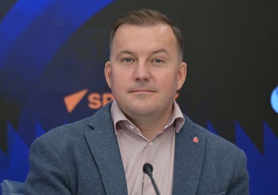 8 сентября — День языков народов России