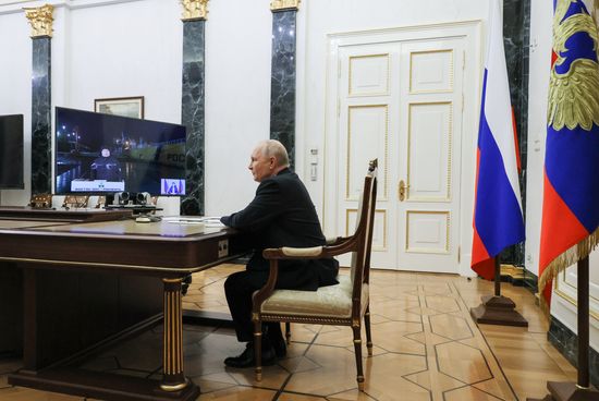 Президент Владимир Путин принял участие в вводе в эксплуатацию проекта "Восток Ойл"
