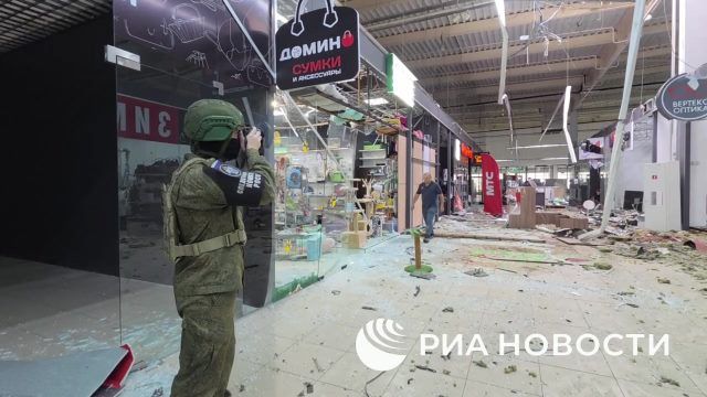 Торговый комплекс поврежден в Макеевке из-за атаки дронов ВСУ