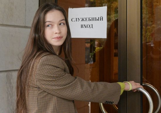 Сбор труппы театра им. Пушкина в Москве