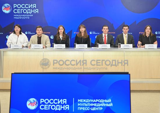 Диалоги с молодежью. Итоги приемной кампании в вузы 2026