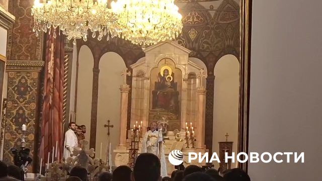 Аджапахян впервые после ареста служит литургию в Эчмиадзине