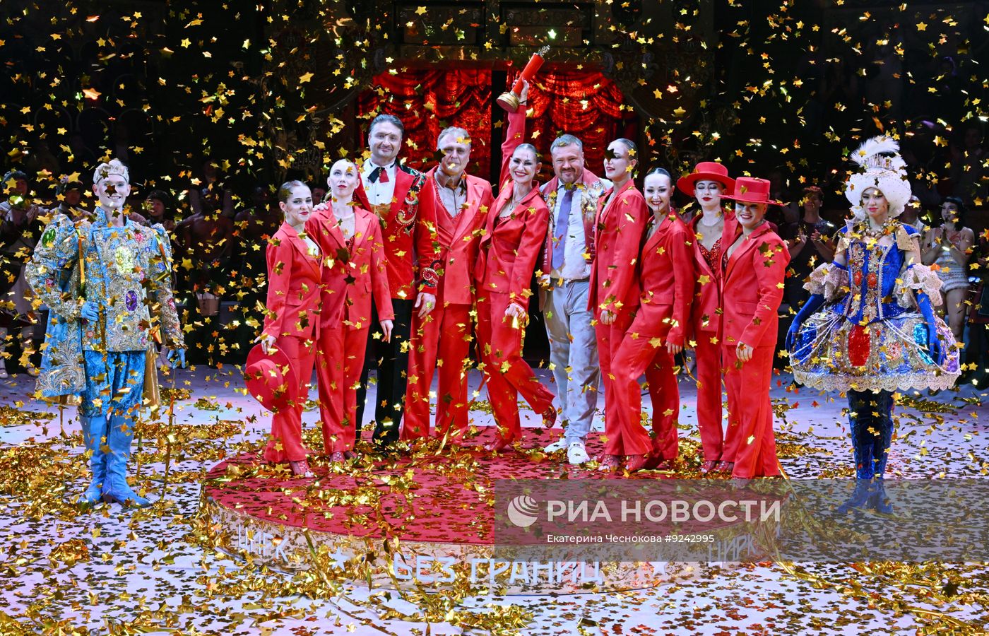 Фестиваль циркового искусства "Без границ" в Санкт-Петербурге