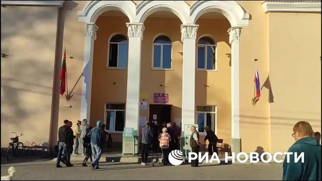 Более трех тысяч человек проголосовали в Приднестровье к 9:00 мск